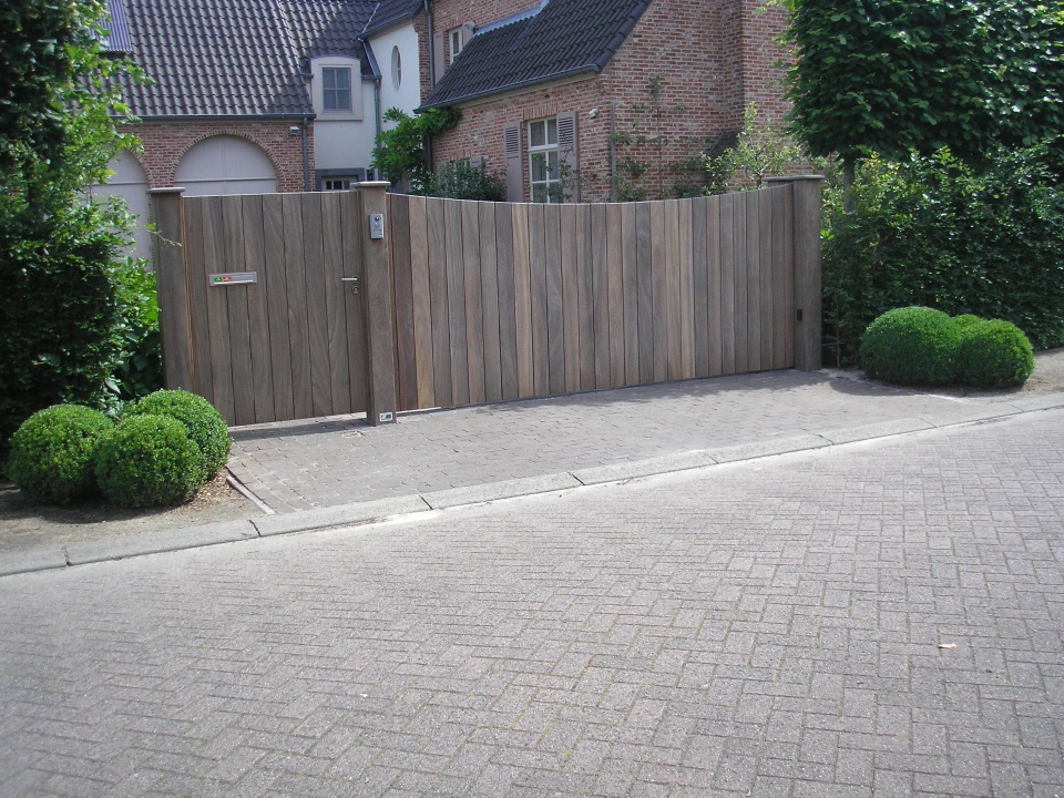 Gebogen Padouk schuifpoort