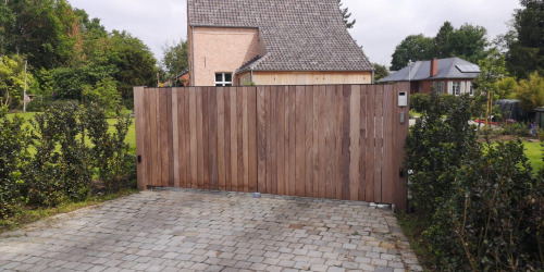 Vergrijsde Afrormosia Poort Herenthout