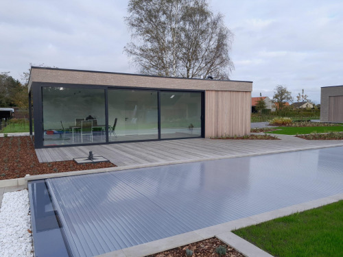 Modern Poolhouse