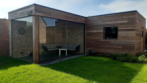 Landelijk Houten Bijgebouw