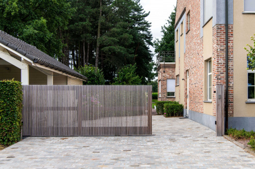 Schuifpoort Modern Hout Geel