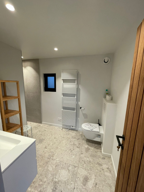 Badmaker Poolhouse Met Douche