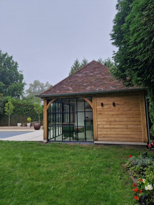 Eiken Poolhouse Met Stalen Ramen2