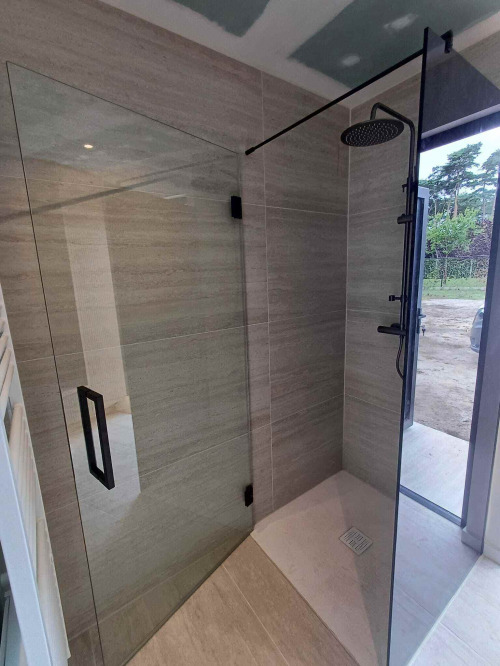 Poolhouse Met Aluminium En Schuiframen 2