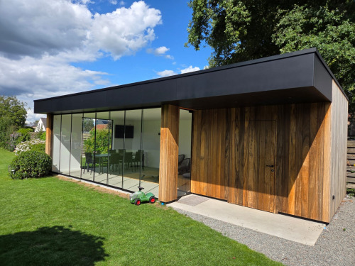 Modern Bijgebouw Padouk 1