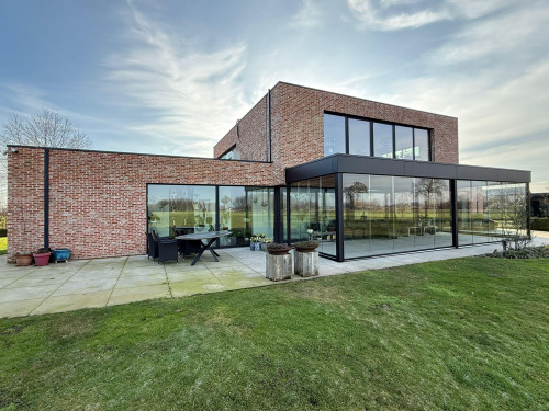 Moderne Terrasoverkapping Met Aluminiun En Glas 1