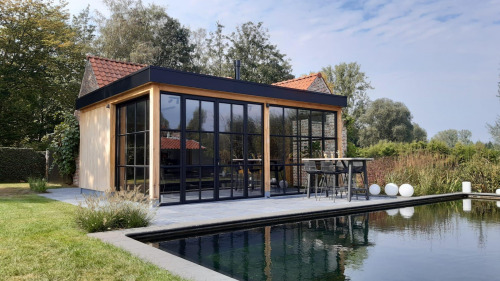 Tuinkamer Met Stalen Ramen