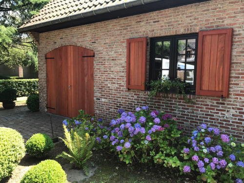 Slagvensterspoort Padouk