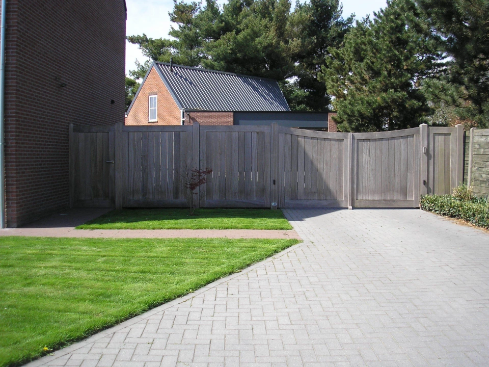 Hardhouten Padouk Poort Oud Turnhout