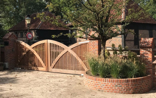 Houten Poort Model 8